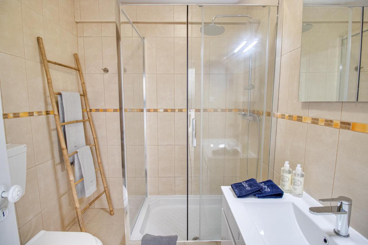 Renovated Oasis Ocean View 1Bd Wi-Fi Beach 3 Min アルブフェイラ エクステリア 写真